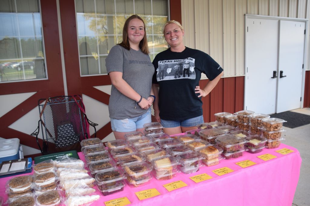 riddle center barn event 10-19 177 (1024x683).jpg